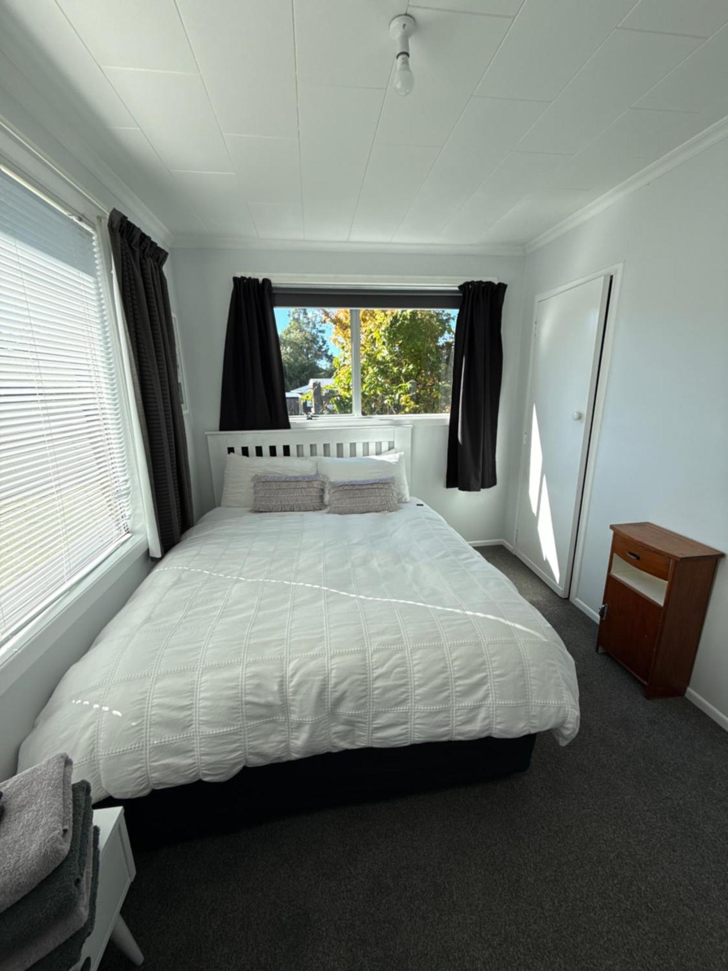 Inglewood Shared Home Bnb New Plymouth Exterior foto