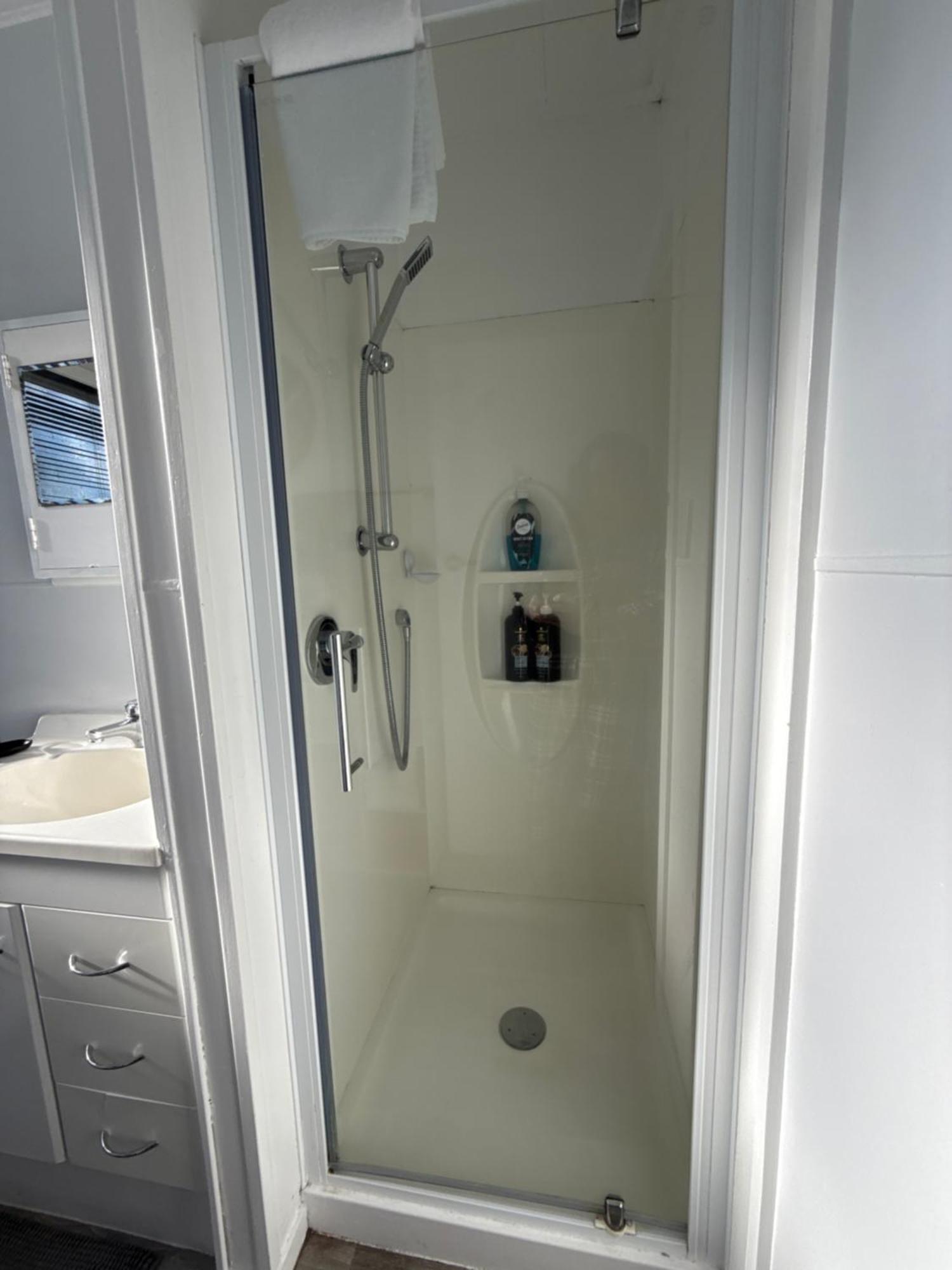 Inglewood Shared Home Bnb New Plymouth Exterior foto